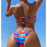 Bikini bandeau de pierna alta con estampado Penélope